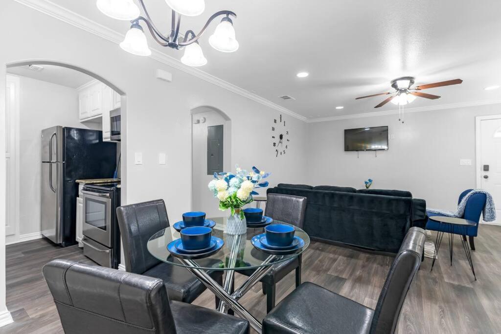 Family Friendly 2Bdrm-Walk To At&T/Cowboys Stadium Arlington Ngoại thất bức ảnh