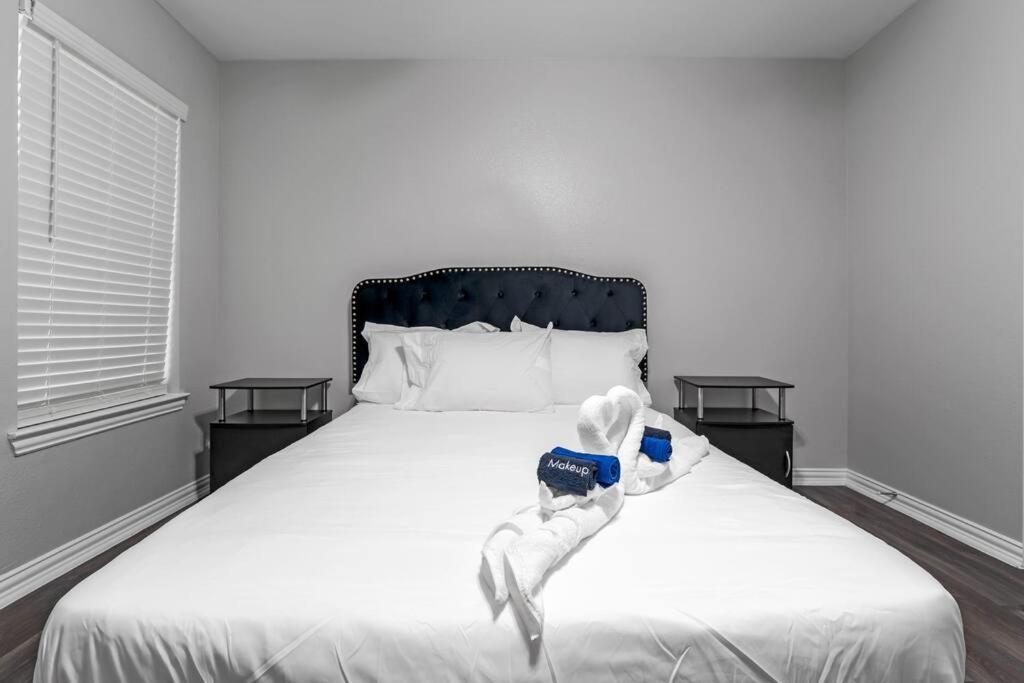 Family Friendly 2Bdrm-Walk To At&T/Cowboys Stadium Arlington Ngoại thất bức ảnh